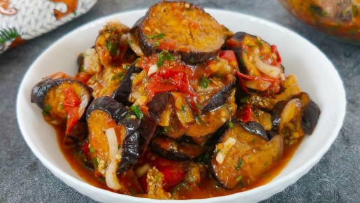 Зажигательная закуска из баклажанов, которая украсит любой стол