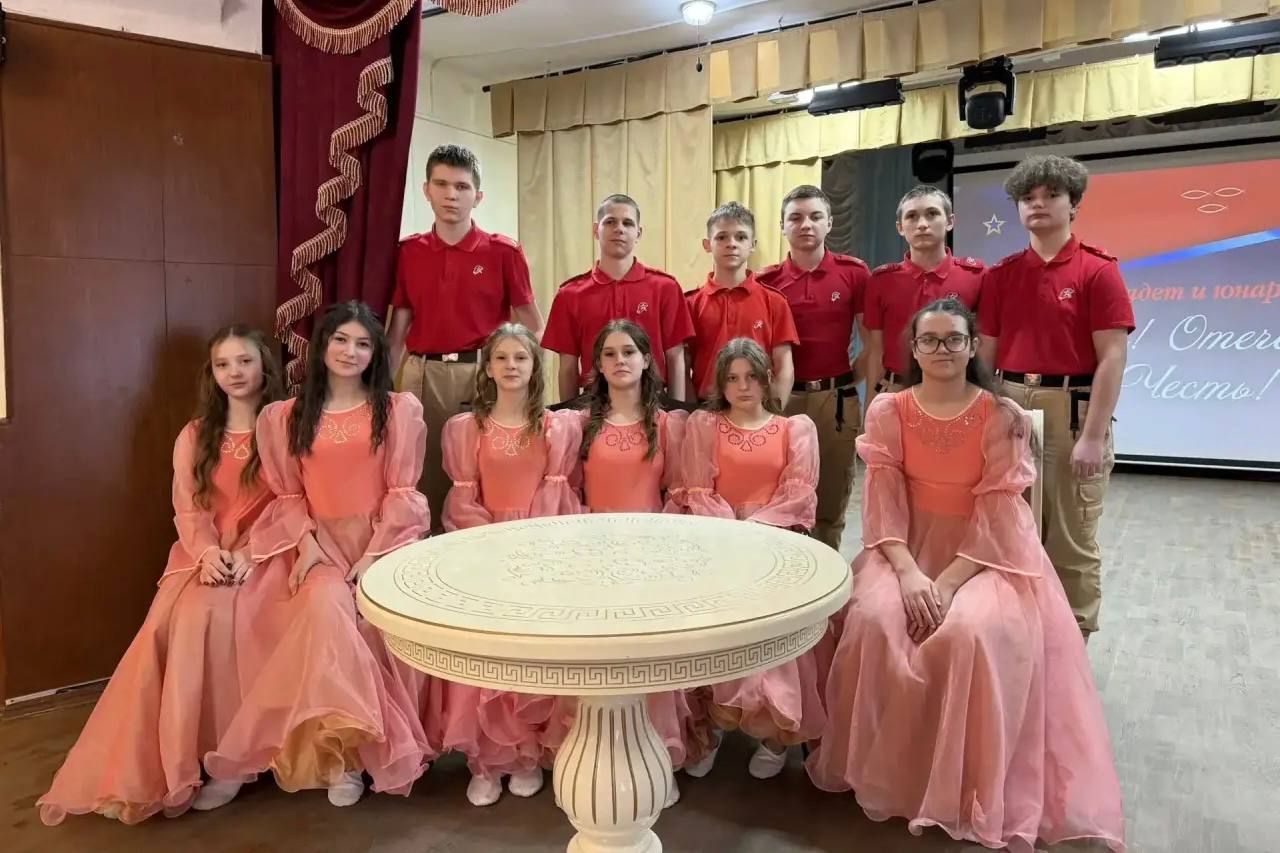 В Доме Дерябина прошел бал кадет и юнармейцев «Вера! Отечество! Честь!» В Доме Дерябина прошел бал кадет и юнармейцев «Вера! Отечество! Честь!»