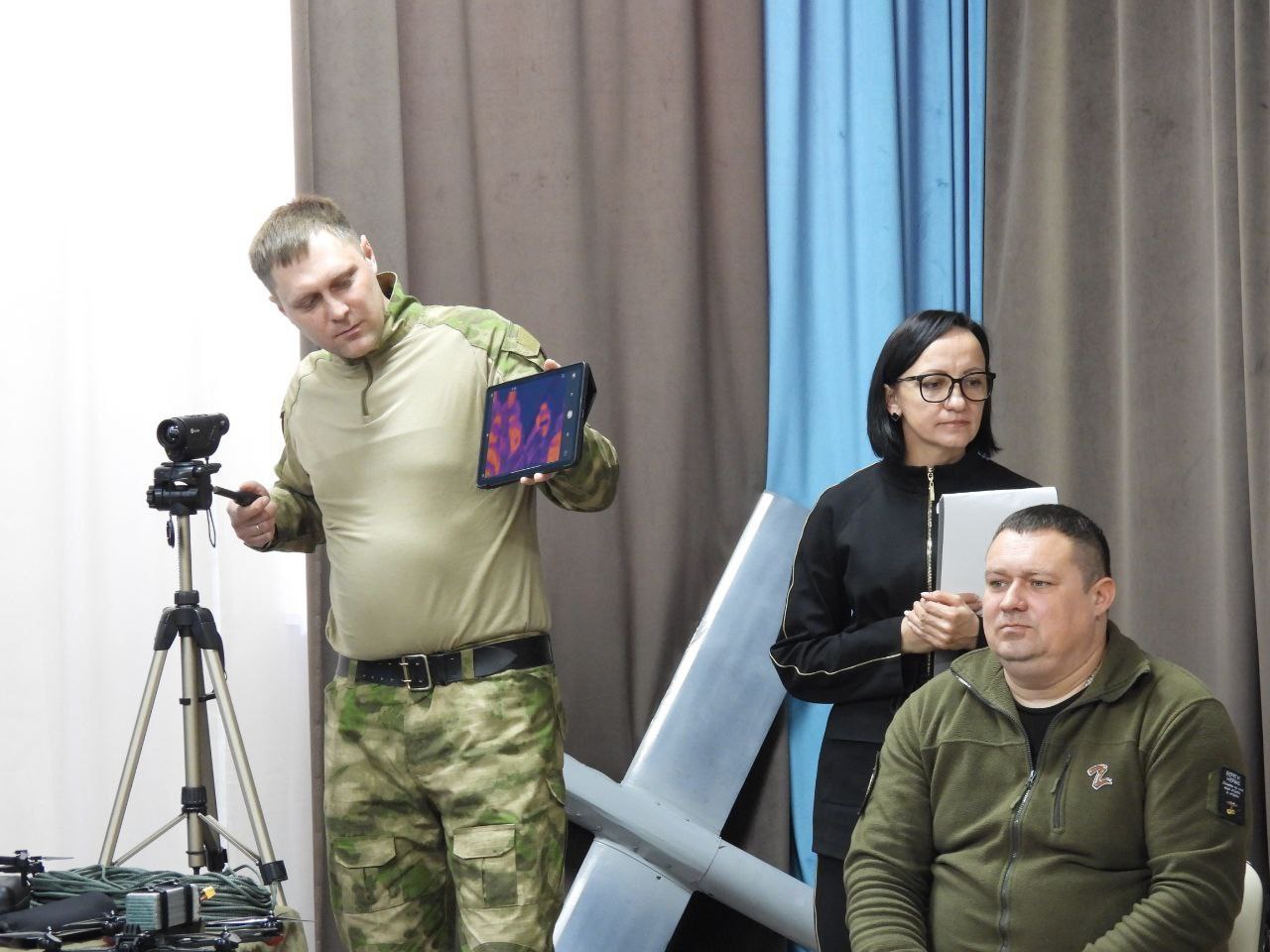 Татьяна Киричкова: В рамках проекта «Диалоги с Героями» в ОГАПОУ «Ровеньский политехнический техникум» курсанты муниципального центра «Воин» и студенты смогли пообщаться с бойцами СГУП «Орлан» и членами территориальной... Татьяна Киричкова: В рамках проекта «Диалоги с Героями» в ОГАПОУ «Ровеньский политехнический техникум» курсанты муниципального центра «Воин» и студенты смогли пообщаться с бойцами СГУП «Орлан» и членами территориальной...