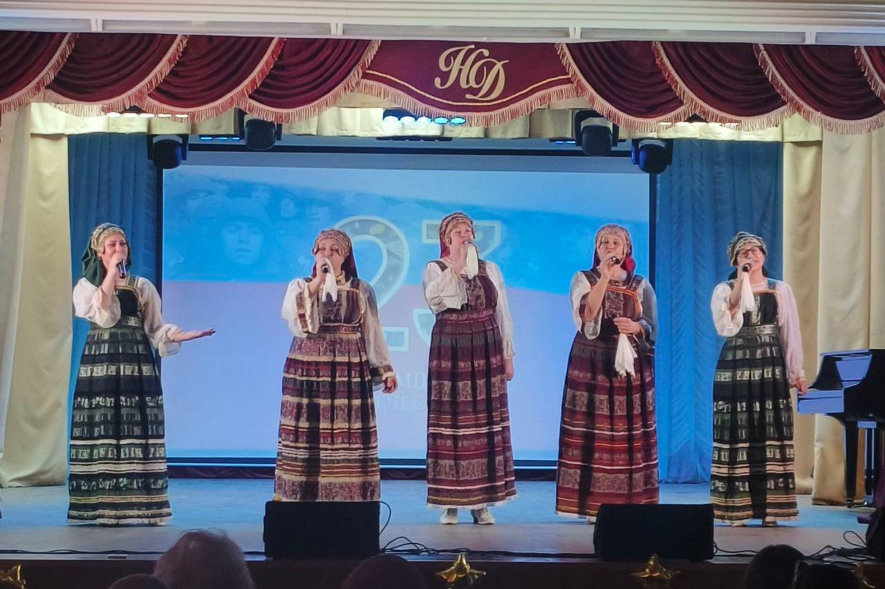 В преддверии Дня защитника Отечества в Доме Дерябина состоялся праздничный концерт «Во имя Родины»