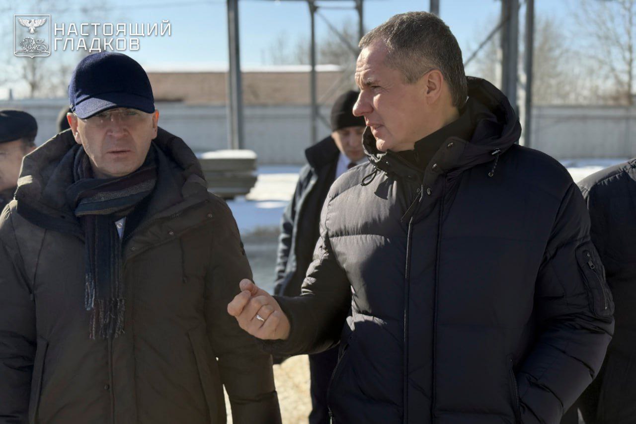 Вячеслав Гладков: В наш регион с рабочим визитом приехал полномочный представитель Президента РФ в Центральном федеральном округе Игорь Олегович Щёголев Вячеслав Гладков: В наш регион с рабочим визитом приехал полномочный представитель Президента РФ в Центральном федеральном округе Игорь Олегович Щёголев