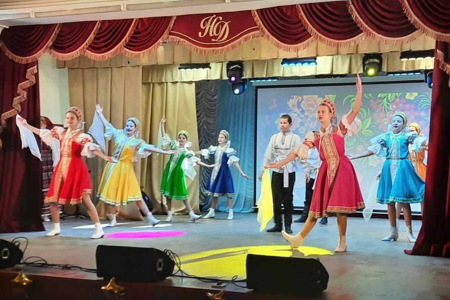 В преддверии Дня защитника Отечества в Доме Дерябина состоялся праздничный концерт «Во имя Родины» В преддверии Дня защитника Отечества в Доме Дерябина состоялся праздничный концерт «Во имя Родины»