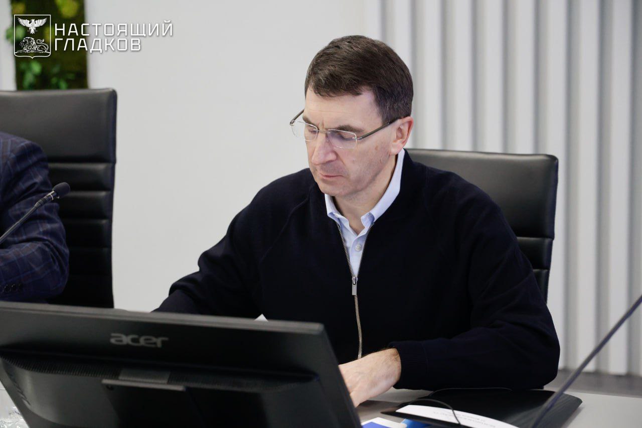 Вячеслав Гладков: В наш регион с рабочим визитом приехал полномочный представитель Президента РФ в Центральном федеральном округе Игорь Олегович Щёголев Вячеслав Гладков: В наш регион с рабочим визитом приехал полномочный представитель Президента РФ в Центральном федеральном округе Игорь Олегович Щёголев