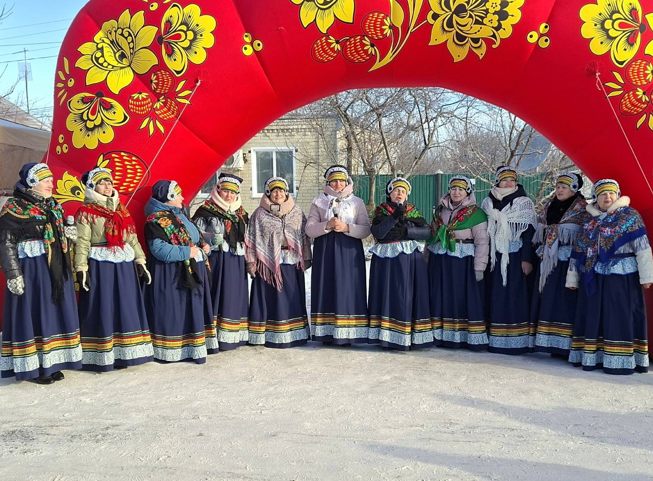 Сегодня на центральном рынке Алексеевского муниципального округа состоялась праздничная ярмарка, приуроченная к масленичной неделе Сегодня на центральном рынке Алексеевского муниципального округа состоялась праздничная ярмарка, приуроченная к масленичной неделе