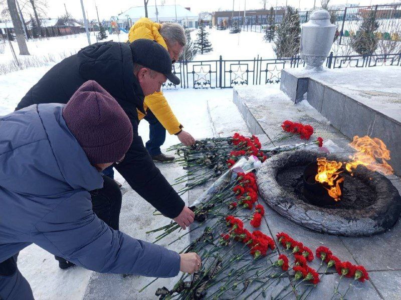 В Ракитянском округе почтили память защитников Отечества