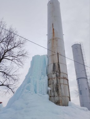 Настоящий белгородский айсберг вырос в микрорайоне Улитка