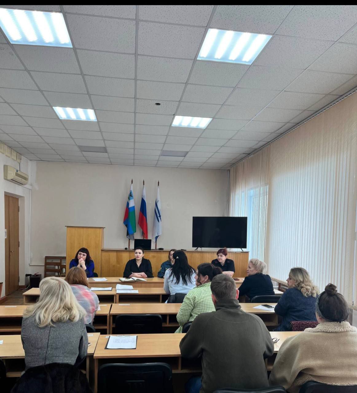 Олег Медведев: На прошлой неделе состоялось очередное заседание комиссии по делам несовершеннолетних и защите их прав