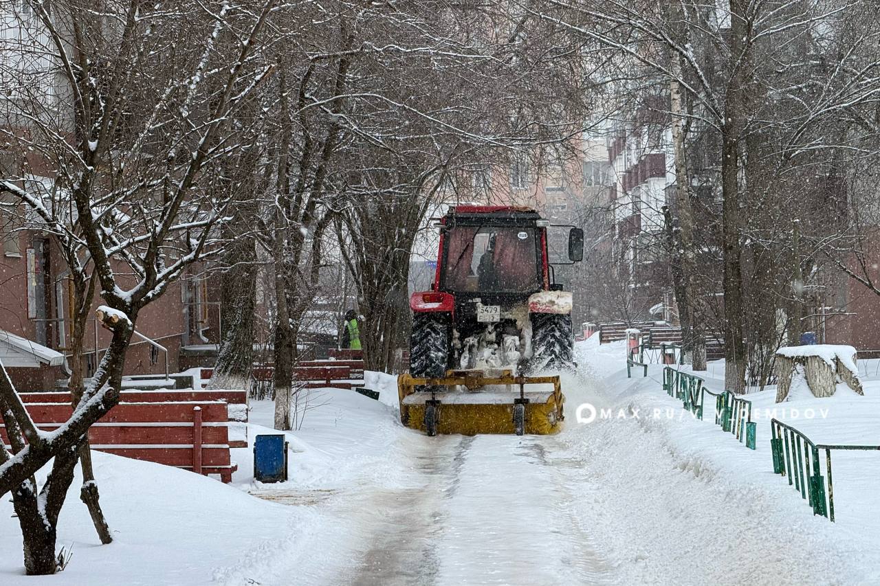 Валентин Демидов: Коммунальный блок переведен на усиленный режим работы с раннего утра в связи со снегопадом Валентин Демидов: Коммунальный блок переведен на усиленный режим работы с раннего утра в связи со снегопадом