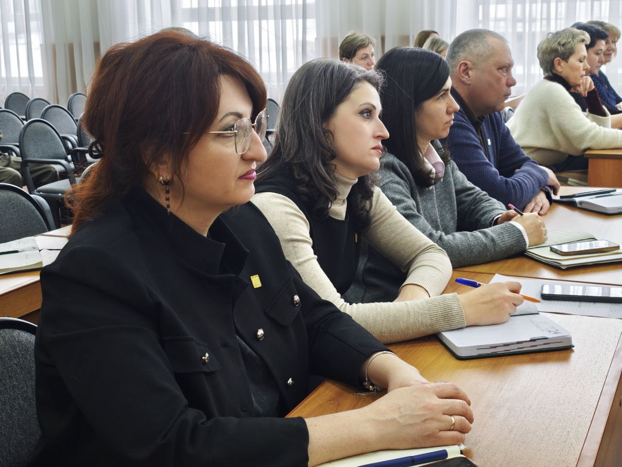 Николай Нестеров: По окончании заседания Правительства области провёл с коллегами еженедельное рабочее совещание Николай Нестеров: По окончании заседания Правительства области провёл с коллегами еженедельное рабочее совещание