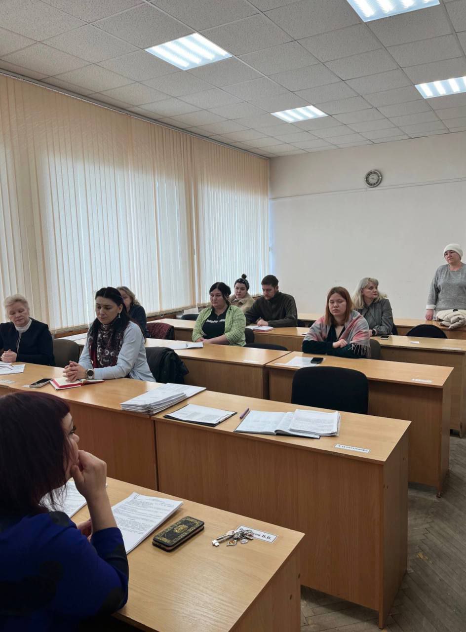 Олег Медведев: На прошлой неделе состоялось очередное заседание комиссии по делам несовершеннолетних и защите их прав Олег Медведев: На прошлой неделе состоялось очередное заседание комиссии по делам несовершеннолетних и защите их прав