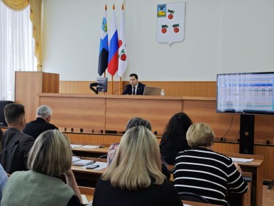 Николай Нестеров: По окончании заседания Правительства области провёл с коллегами еженедельное рабочее совещание