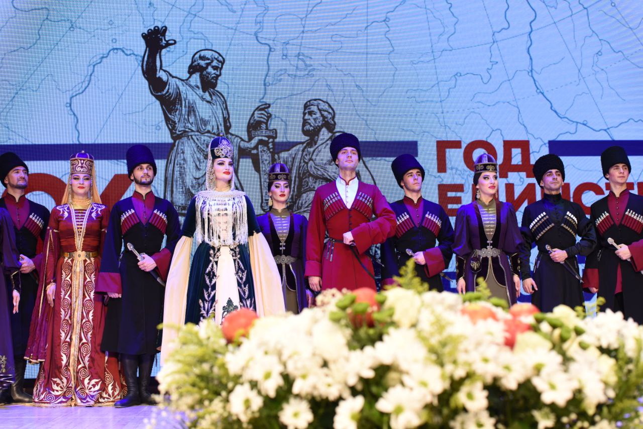 Николай Нестеров: По указу Президента Российской Федерации Владимира Владимировича Путина 2026 год объявлен Годом единства народов России Николай Нестеров: По указу Президента Российской Федерации Владимира Владимировича Путина 2026 год объявлен Годом единства народов России