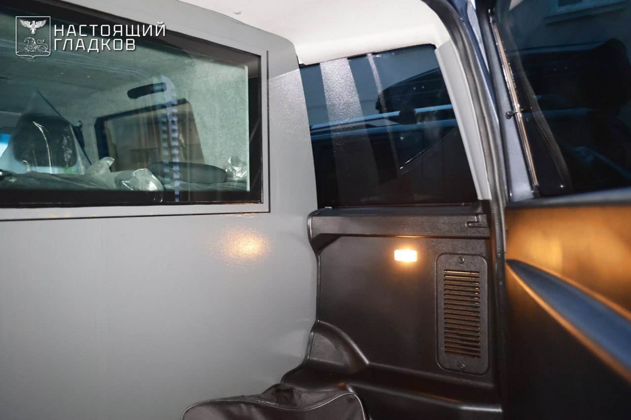 Вячеслав Гладков: Утром передали еще 6 бронированных машин повышенной проходимости, оборудованных системой РЭБ, главам приграничных муниципалитетов для защиты и безопасности жителей Вячеслав Гладков: Утром передали еще 6 бронированных машин повышенной проходимости, оборудованных системой РЭБ, главам приграничных муниципалитетов для защиты и безопасности жителей