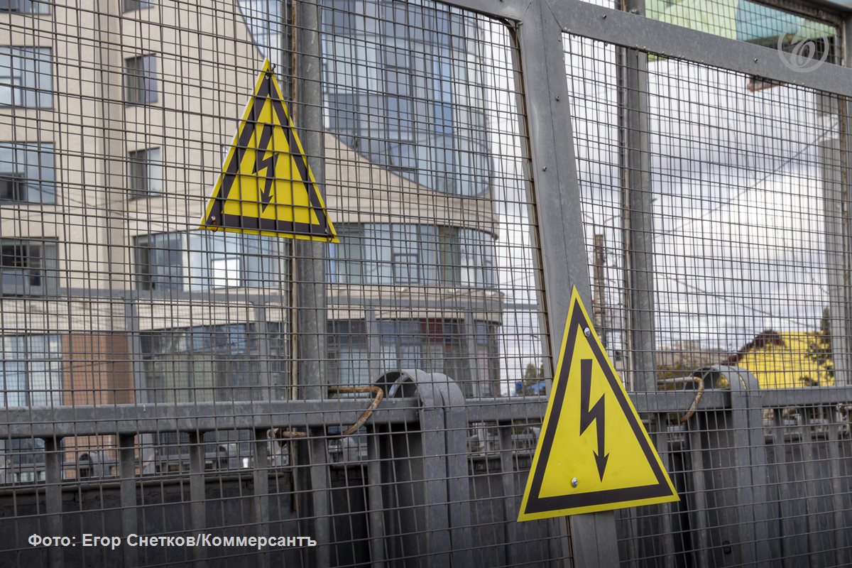 Почти 60 тысяч белгородцев остались без электричества после ракетного обстрела