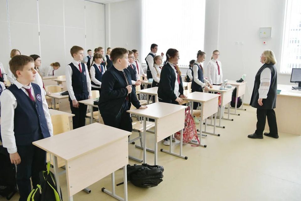 В Самаре из-за ракетной опасности учащихся школ оставляют в классах после уроков