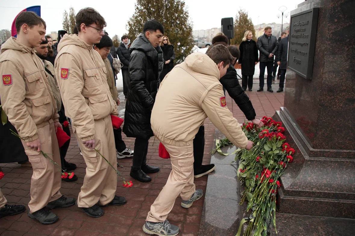 Михаил Лобазнов: Прошло 15 лет со дня ухода Алексея Алексеевича Угарова Михаил Лобазнов: Прошло 15 лет со дня ухода Алексея Алексеевича Угарова