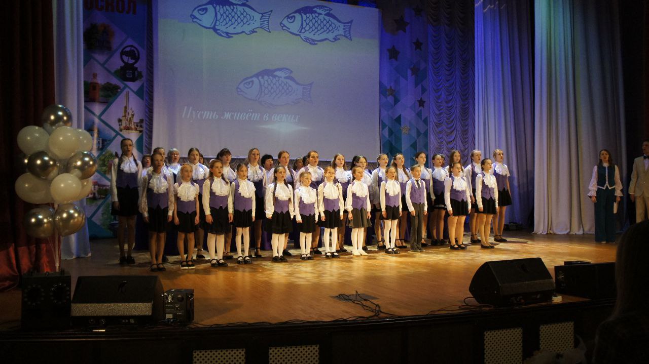 Памятные кадры церемонии присвоения звания "Человек Года – 2025" и торжественного открытия Года единства народов России Памятные кадры церемонии присвоения звания "Человек Года – 2025" и торжественного открытия Года единства народов России