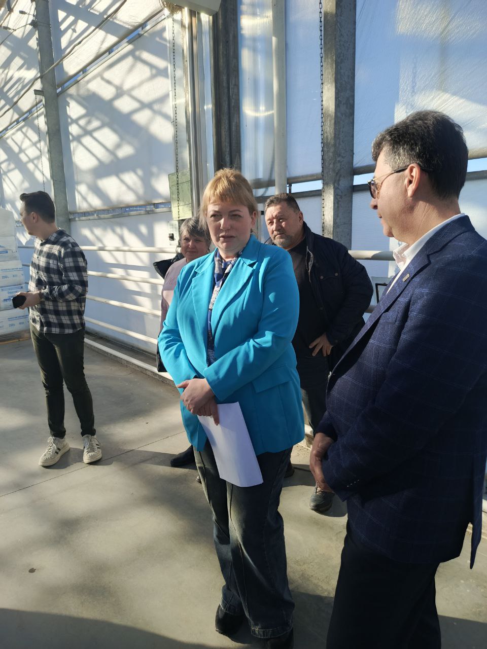 Общественная палата Белгорода взяла шефство над одной из городских теплиц Общественная палата Белгорода взяла шефство над одной из городских теплиц