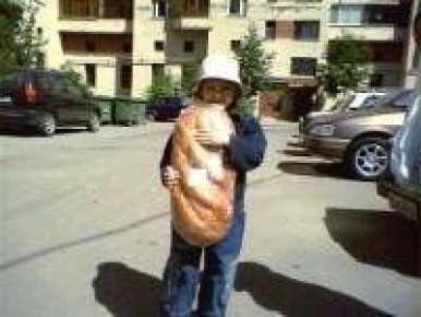 Общество всегда жаждет хлеба и зрелищ: от Рима до современности