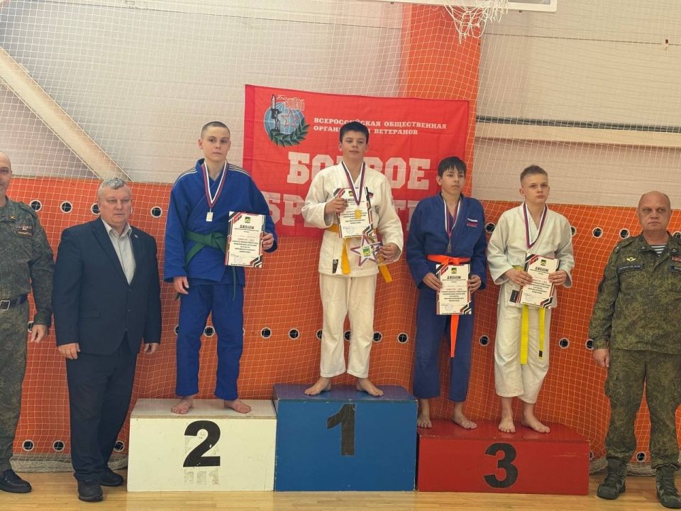 � ������ ����� ������ ������ �� �����, ����������� 37-� ��������� ������ ��������� ����� �� ����������� � ������ �����-����������������� ������� ��������