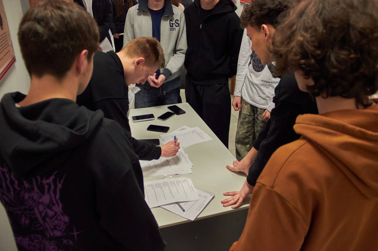 Татьяна Киреева: В БГТУ им. В.Г. Шухова прошла военно-патриотическая игра «Шуховская зарница» Татьяна Киреева: В БГТУ им. В.Г. Шухова прошла военно-патриотическая игра «Шуховская зарница»