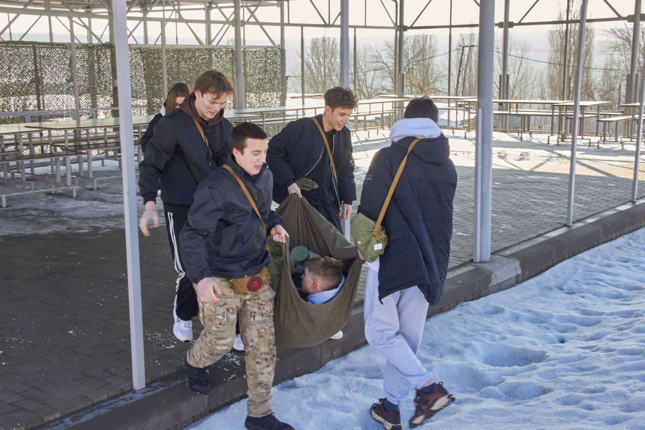 Татьяна Киреева: В БГТУ им. В.Г. Шухова прошла военно-патриотическая игра «Шуховская зарница» Татьяна Киреева: В БГТУ им. В.Г. Шухова прошла военно-патриотическая игра «Шуховская зарница»