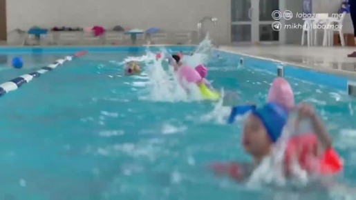 Михаил Лобазнов: В нашем округе успешно реализуется программа «Плавание для всех»