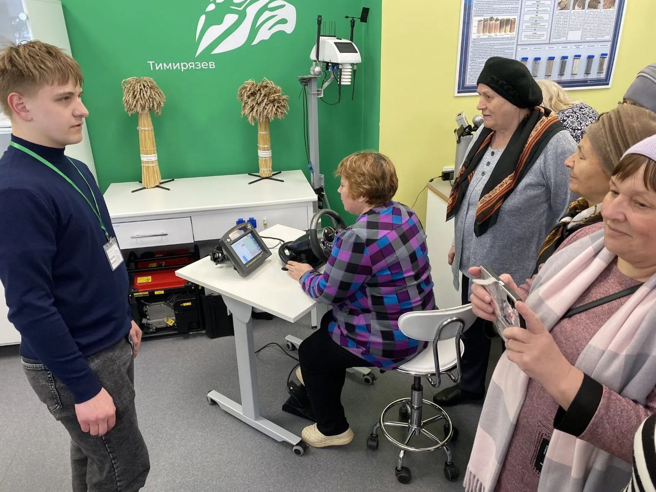 Николай Нестеров: В рамках национального проекта «Туризм и гостеприимство» на территории нашего округа продолжается реализация Губернаторского проекта по социальному туризму для старшего поколения «К соседям в гости» Николай Нестеров: В рамках национального проекта «Туризм и гостеприимство» на территории нашего округа продолжается реализация Губернаторского проекта по социальному туризму для старшего поколения «К соседям в гости»