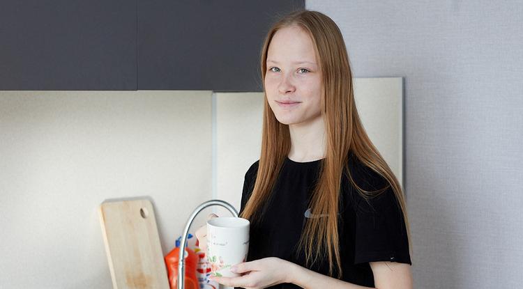 Белгородка получила дом по программе обеспечения жильём детей-сирот