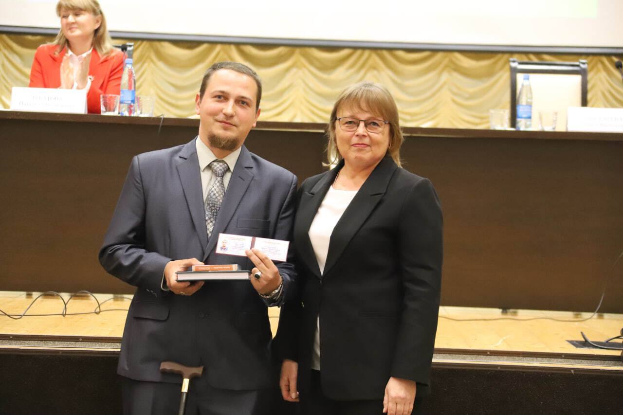 Друзья!. На сайте Госуслуг продолжается Народное голосование III Всероссийской муниципальной премии «Служение» Друзья!. На сайте Госуслуг продолжается Народное голосование III Всероссийской муниципальной премии «Служение»