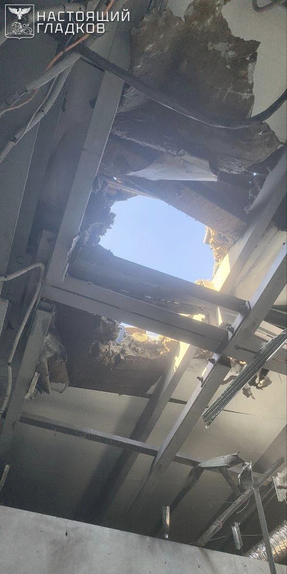 Четыре мирные жительницы пострадали в результате атаки дронов ВСУ в городе Шебекино, сообщает губернатор Белгородской области Гладков