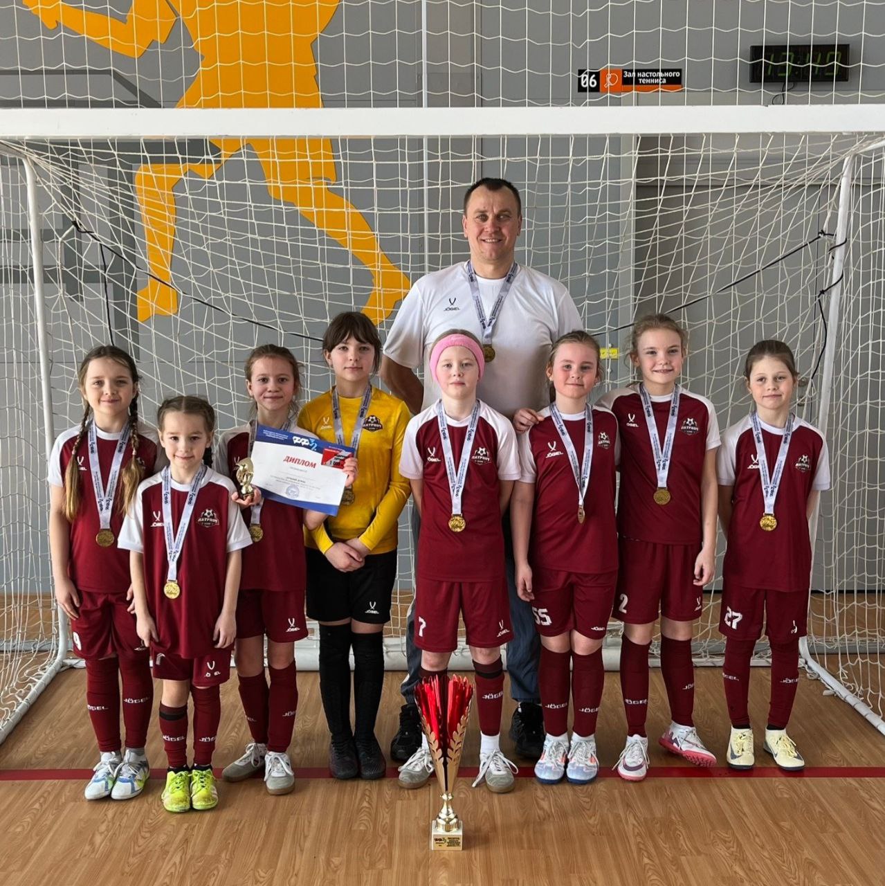 Андрей Миськов: Новооскольский детский футбольный клуб «Патриот» — победитель Первенства области по футзалу среди девочек 2016–2017 годов рождения Андрей Миськов: Новооскольский детский футбольный клуб «Патриот» — победитель Первенства области по футзалу среди девочек 2016–2017 годов рождения