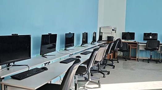 В Старом Осколе капитально ремонтируют здания медицинского колледжа