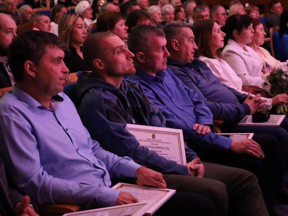 В регионе отметили День работников ЖКХ В регионе отметили День работников ЖКХ