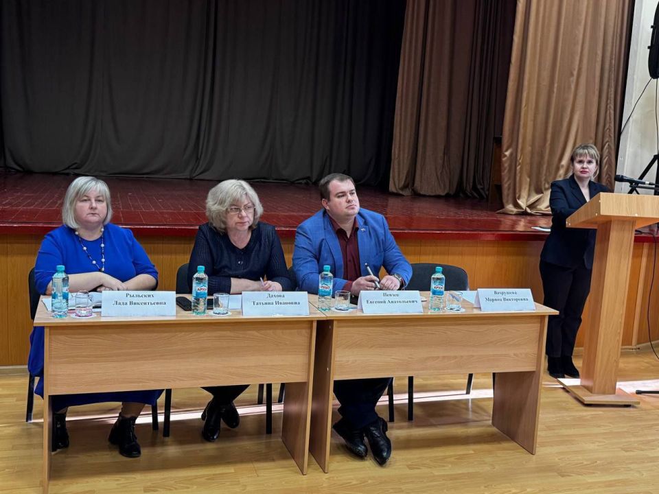 Олег Медведев: Завершающий этап встреч с жителями территорий Яковлевского муниципального округа прошёл 12 марта в селе Смородино