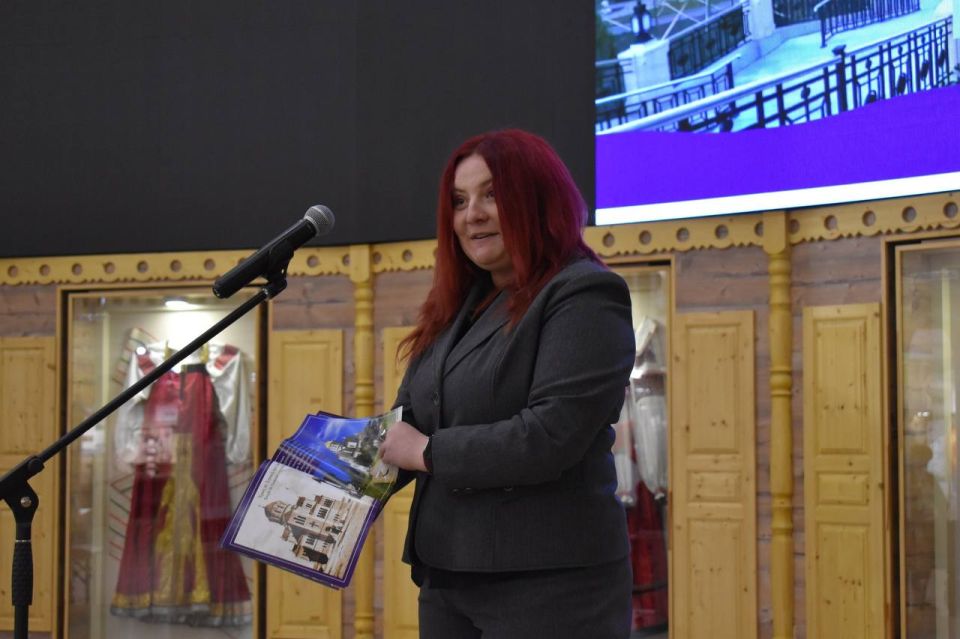 В музее народной культуры состоялся познавательный час «Симфония Крыма: прошлое и настоящее»