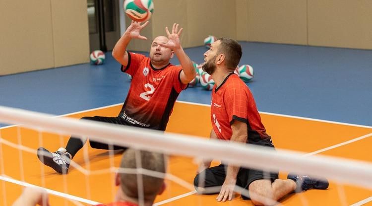 Сборная Белгородской области принимает участие в чемпионате России по волейболу сидя