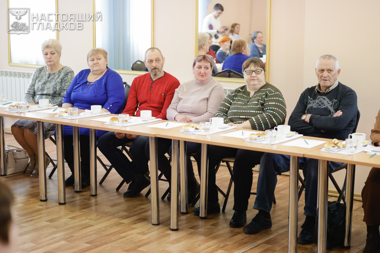 Вячеслав Гладков: В Ракитном встретился с отцами, матерями и женами наших участников специальной военной операции, которые отдали жизни при исполнении воинского долга Вячеслав Гладков: В Ракитном встретился с отцами, матерями и женами наших участников специальной военной операции, которые отдали жизни при исполнении воинского долга