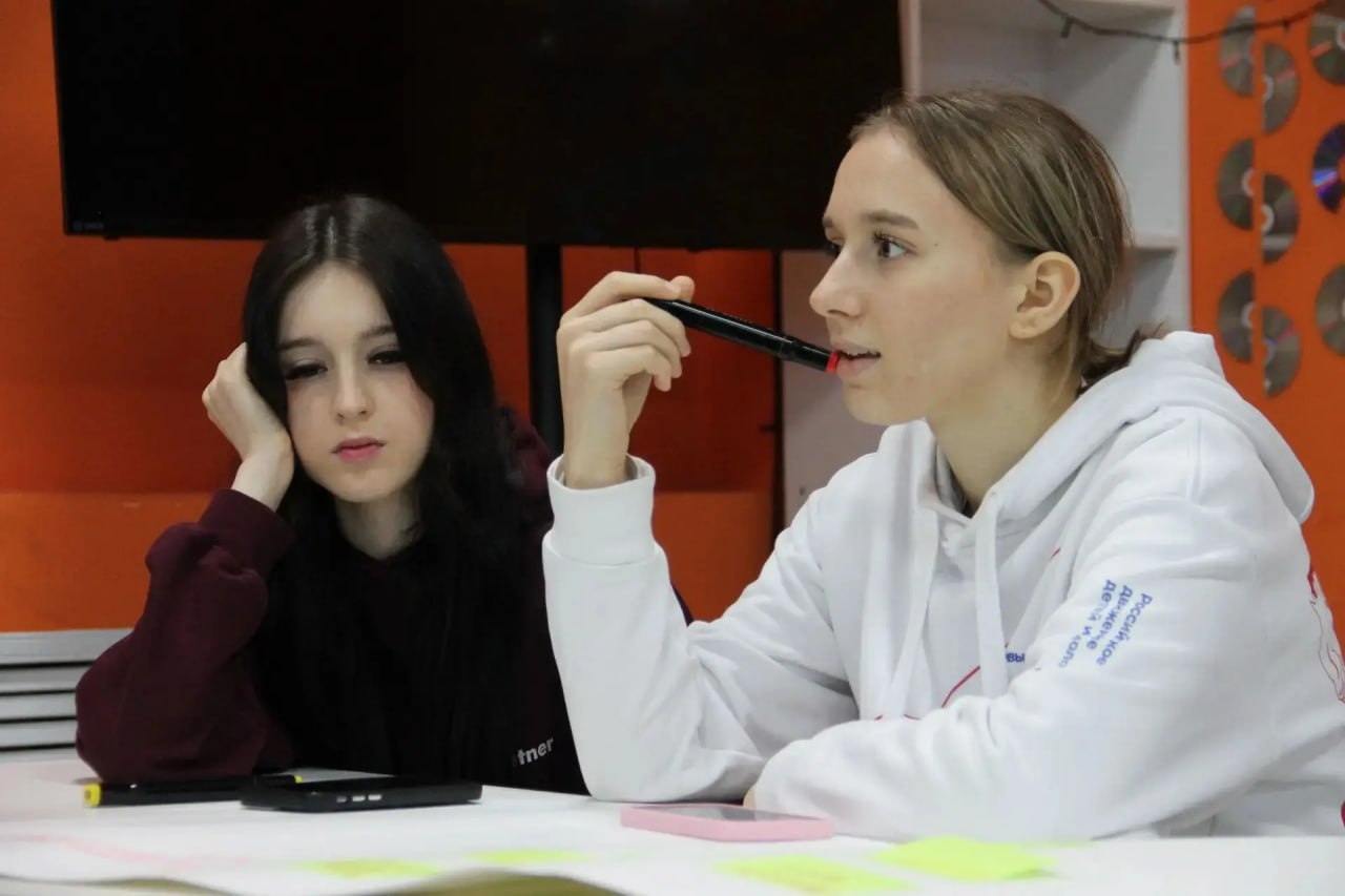 Олег Медведев: Проектная сессия в центре молодежных инициатив Олег Медведев: Проектная сессия в центре молодежных инициатив