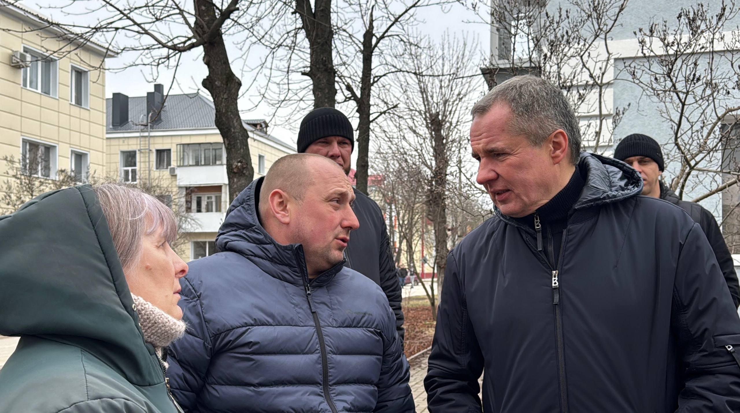 Вячеслав Гладков: Как и обещал на прямой линии, сегодня приехал в Шебекино с рабочей поездкой Вячеслав Гладков: Как и обещал на прямой линии, сегодня приехал в Шебекино с рабочей поездкой