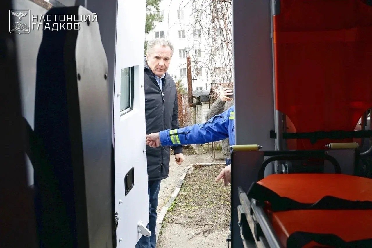 Грайворонский округ получил бронированные машины скорой помощи Грайворонский округ получил бронированные машины скорой помощи