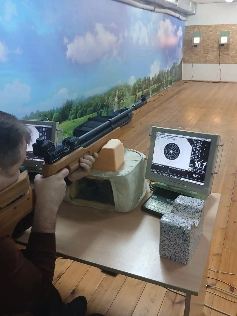 Олег Медведев: Сегодня вместе с нашими земляками — ветеранами специальной военной операции — принял участие в первой тренировке по пулевой стрельбе Олег Медведев: Сегодня вместе с нашими земляками — ветеранами специальной военной операции — принял участие в первой тренировке по пулевой стрельбе