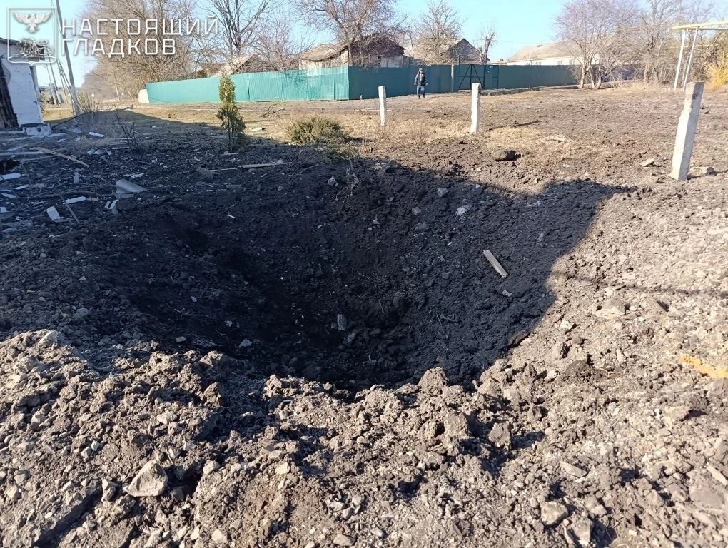 ВСУ обстреляли ракетами соцобъекты в посёлке Быценков Краснояружского округа ВСУ обстреляли ракетами соцобъекты в посёлке Быценков Краснояружского округа