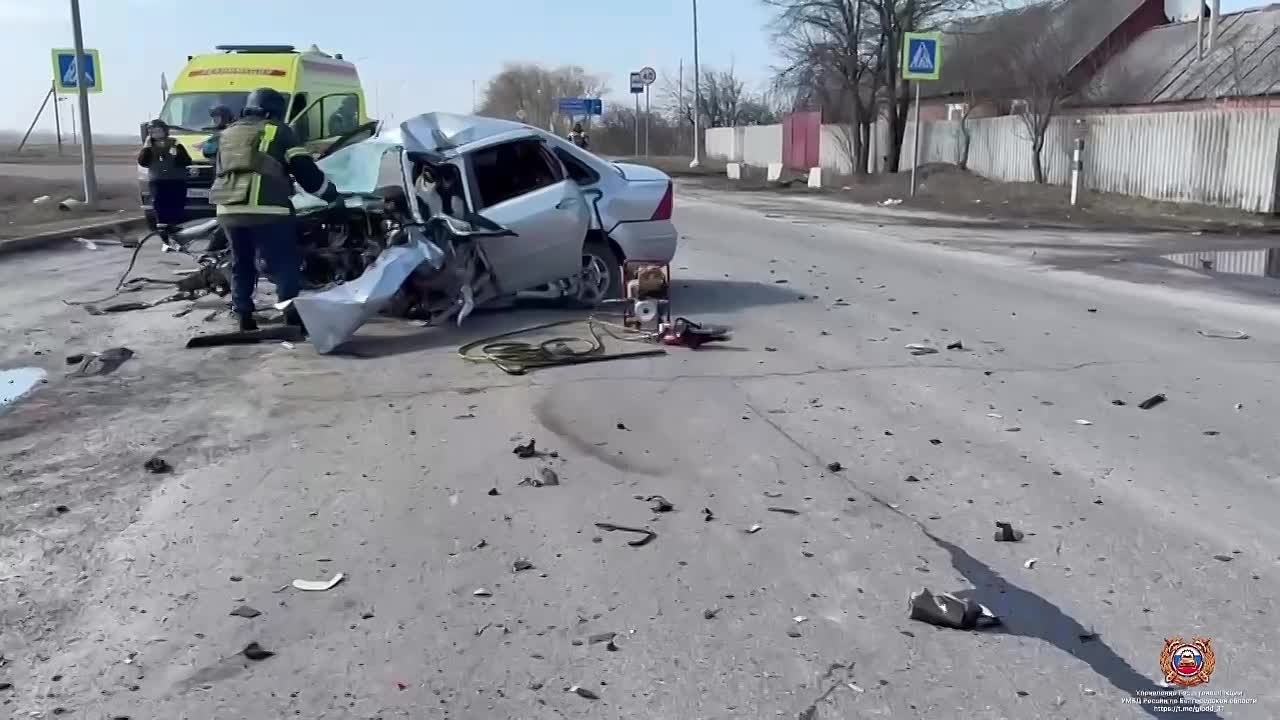 #СВОДКА_ДТП. По предварительным данным, вчера около 12 часов 15 минут на 55 км автодороги «Белгород-Грайворон-Козинка» Борисовского района 38-летний водитель, управляя автомобилем «Форд Фокус», не выбрал безопасную скорость...