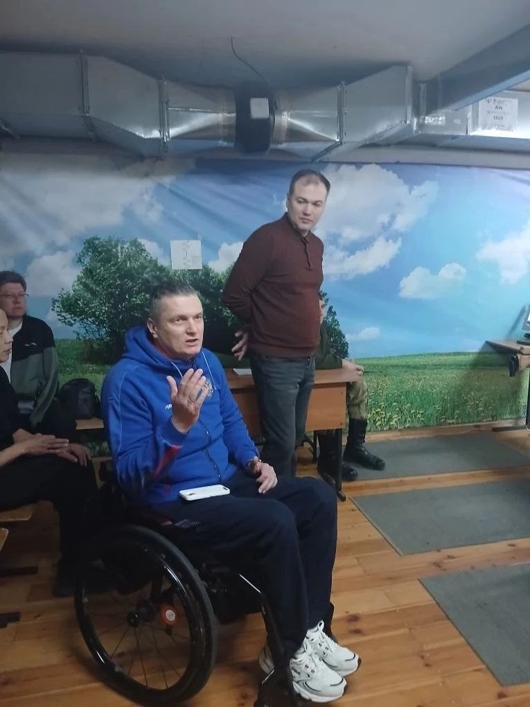 Олег Медведев: Сегодня вместе с нашими земляками — ветеранами специальной военной операции — принял участие в первой тренировке по пулевой стрельбе Олег Медведев: Сегодня вместе с нашими земляками — ветеранами специальной военной операции — принял участие в первой тренировке по пулевой стрельбе