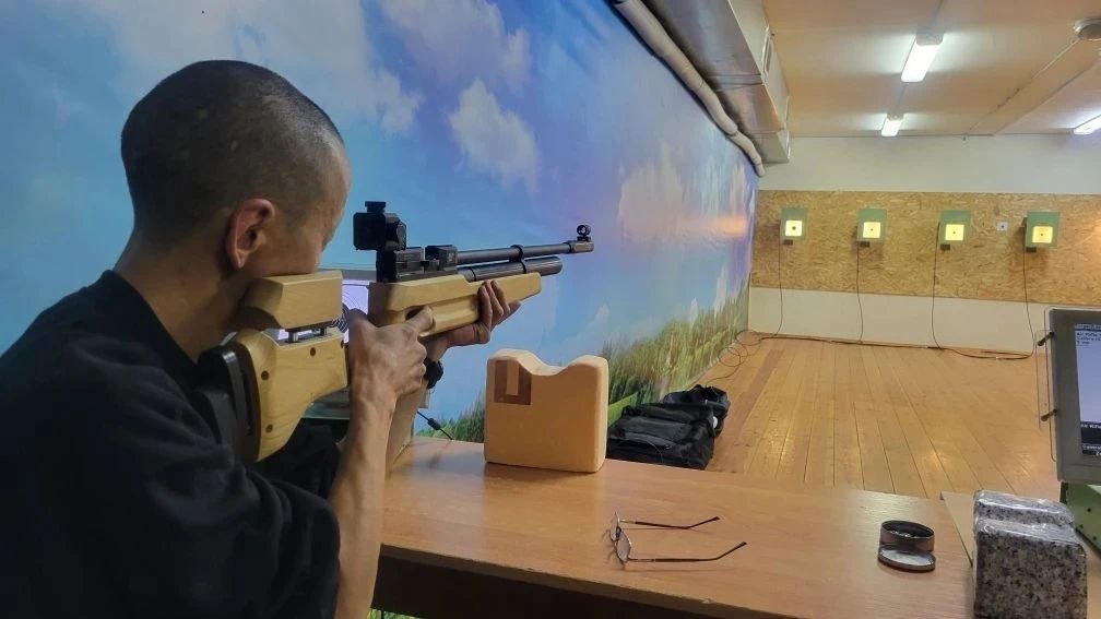 Олег Медведев: Сегодня вместе с нашими земляками — ветеранами специальной военной операции — принял участие в первой тренировке по пулевой стрельбе Олег Медведев: Сегодня вместе с нашими земляками — ветеранами специальной военной операции — принял участие в первой тренировке по пулевой стрельбе