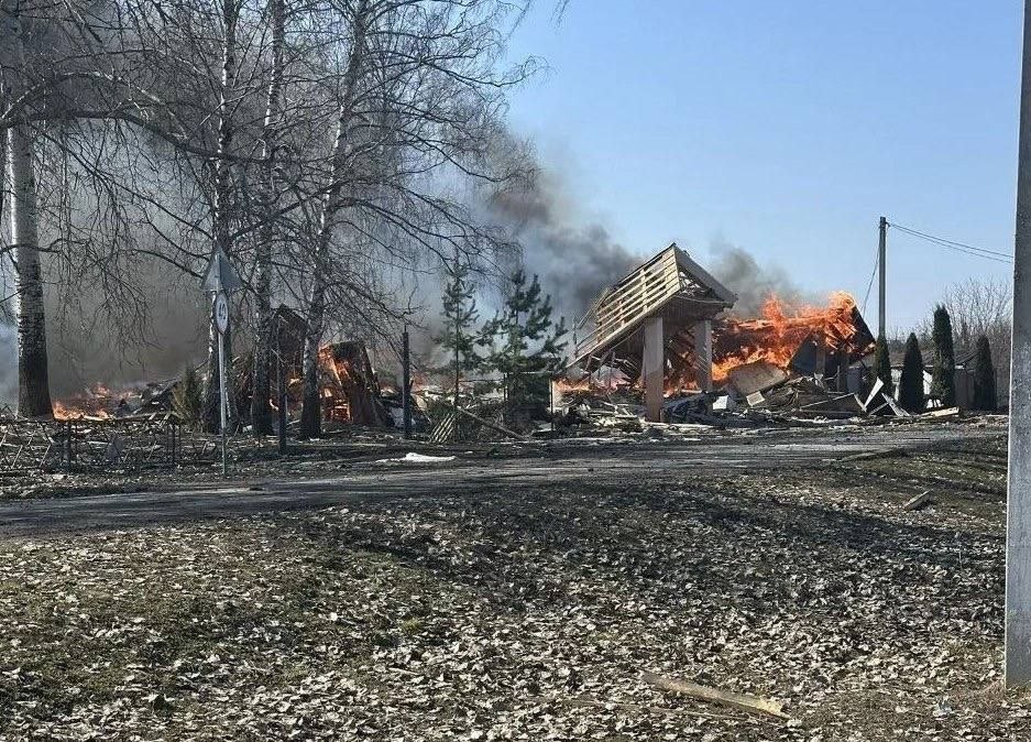 По почте и магазину в Смородино Грайворонского округа, где погибли четыре женщины, ВСУ ударили двумя управляемыми авиабомбами