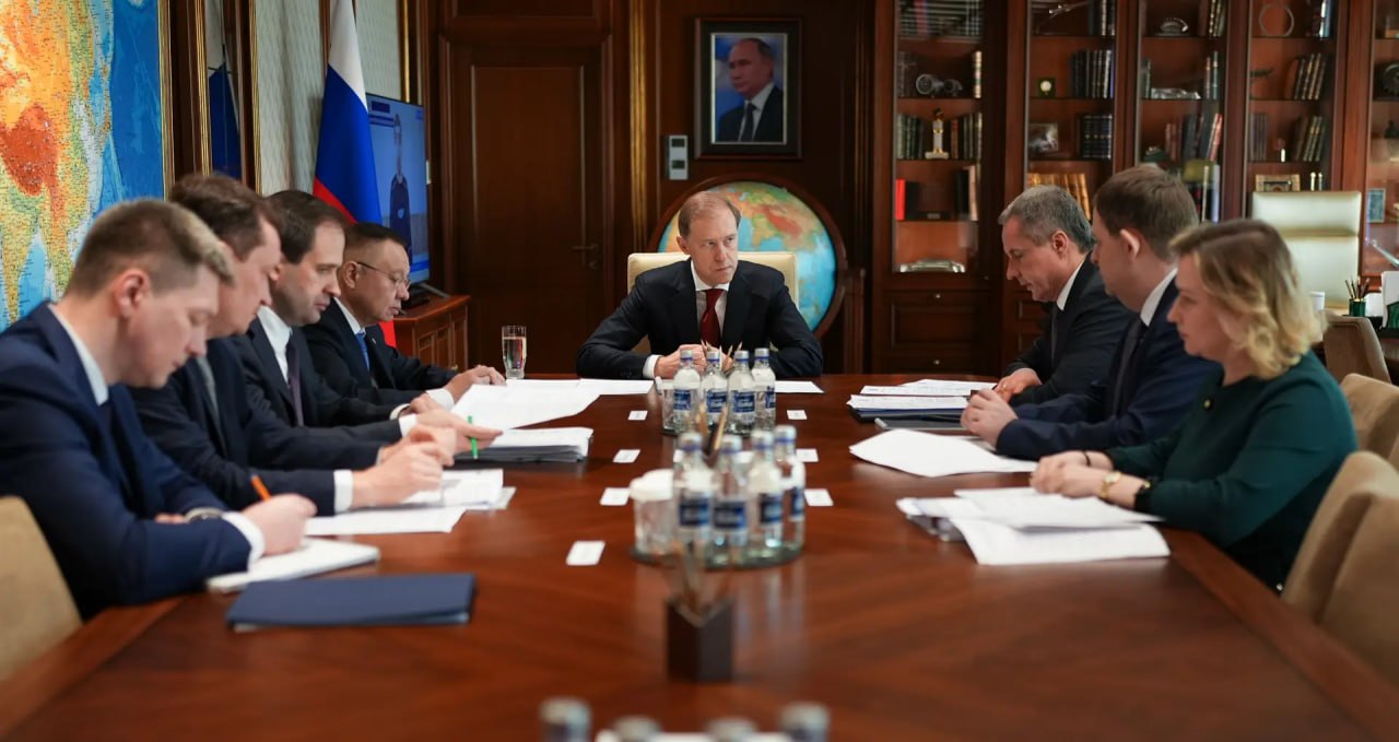 Вячеслав Гладков доложил первому заместителю председателя правительства РФ Денису Мантурову о ситуации в Белгородской области