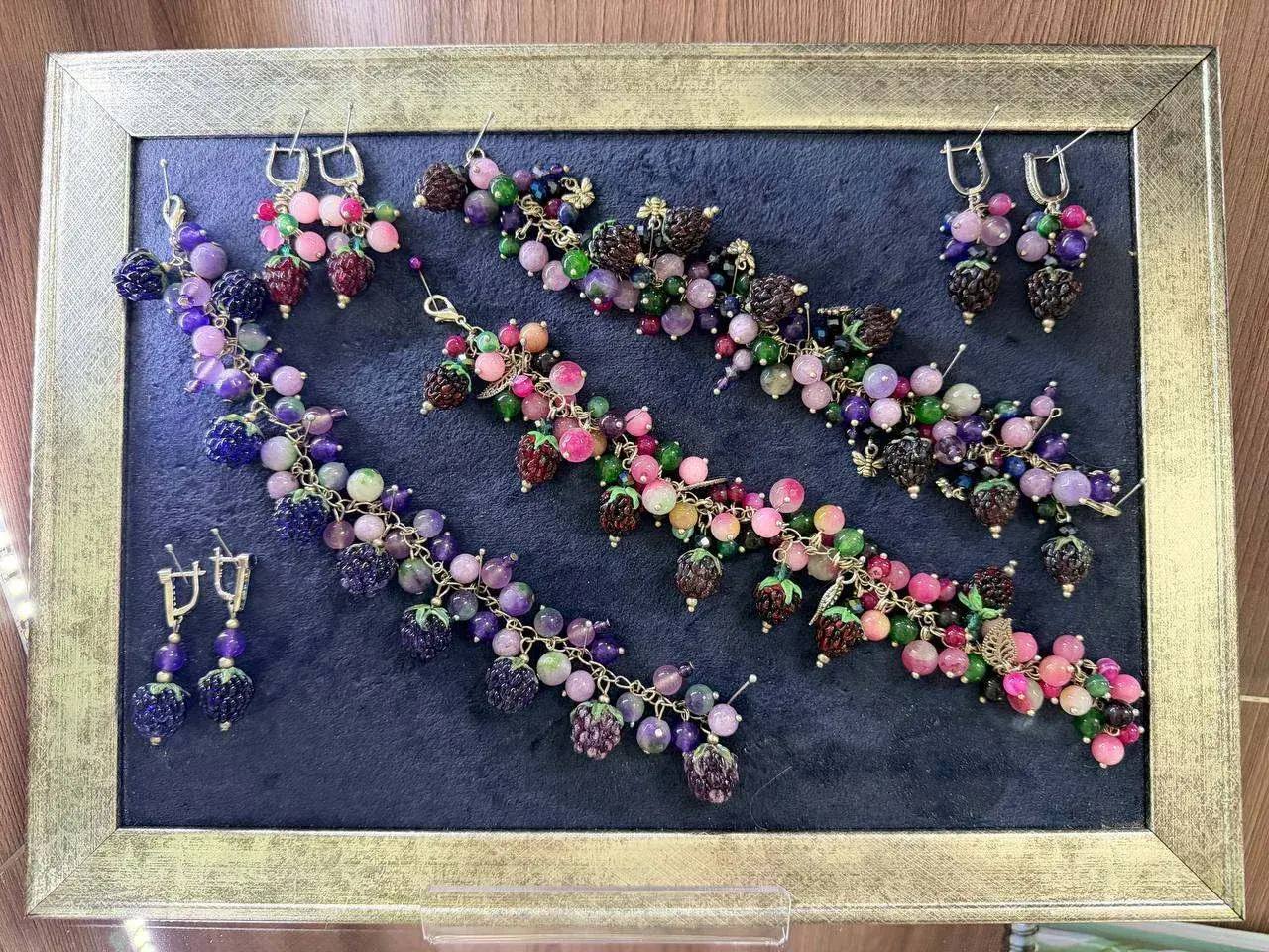 В музее народной культуры начала работу выставка «Муранские грёзы», которая представляет путешествие в мир художественного стекла В музее народной культуры начала работу выставка «Муранские грёзы», которая представляет путешествие в мир художественного стекла