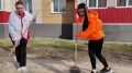 Андрей Миськов: Вот так бодро и ярко вышел на улицы города трудовой десант сотрудников учреждений культуры и спорта, молодёжной политики совместно с волонтёрами!